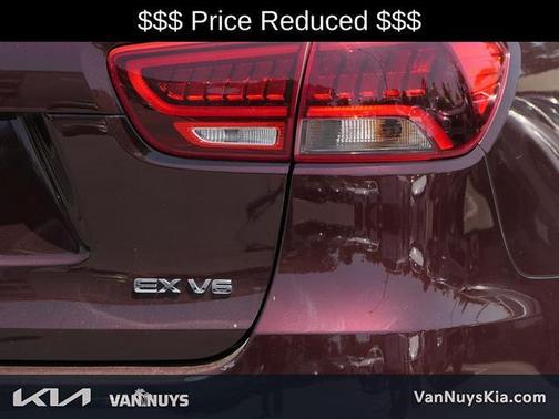 Sangria Red 2019 Kia Sorento EX