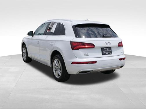 2020 Audi Q5 45 Premium
