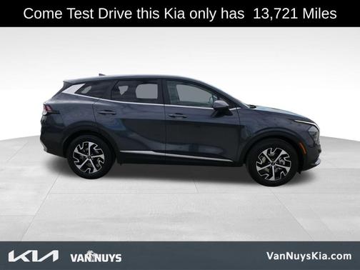 2024 Kia Sportage EX