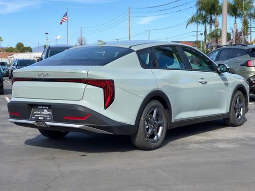 2026 Kia K4 