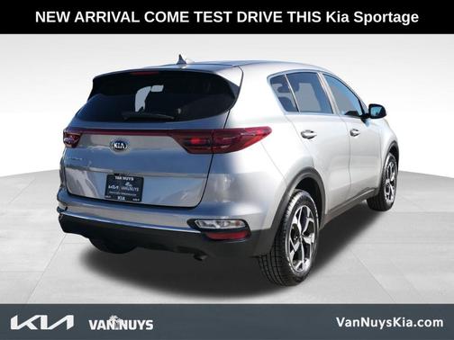 2022 Kia Sportage LX