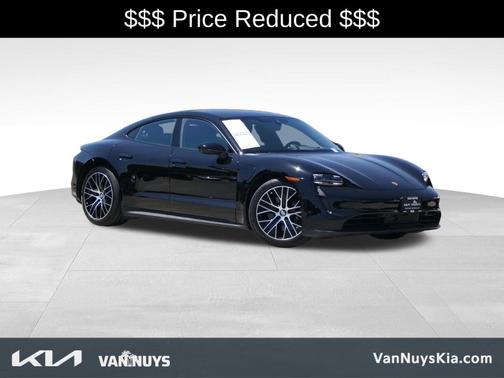 2022 Porsche Taycan Base