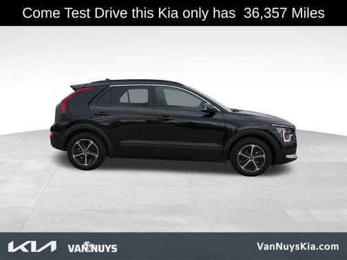 2023 Kia Niro EX