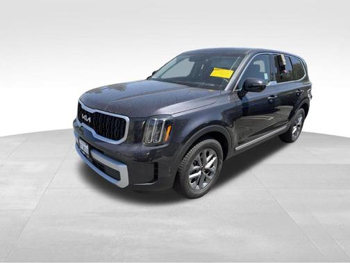 Metal 2025 Kia Telluride LX