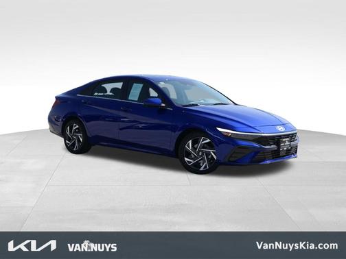 Intense Blue 2025 Hyundai ELANTRA SEL Convenience