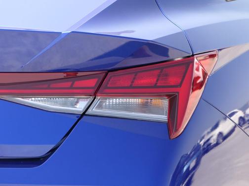 Intense Blue 2025 Hyundai ELANTRA SEL Convenience