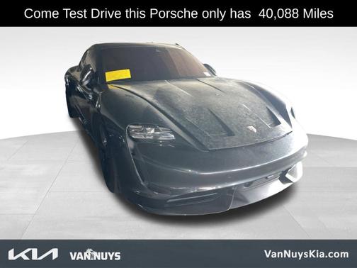 2020 Porsche Taycan Turbo