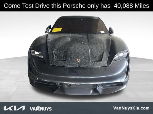 2020 Porsche Taycan Turbo
