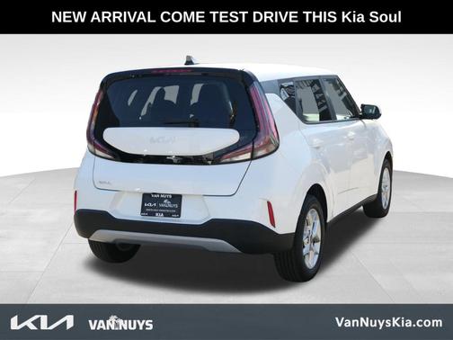 2023 Kia Soul LX