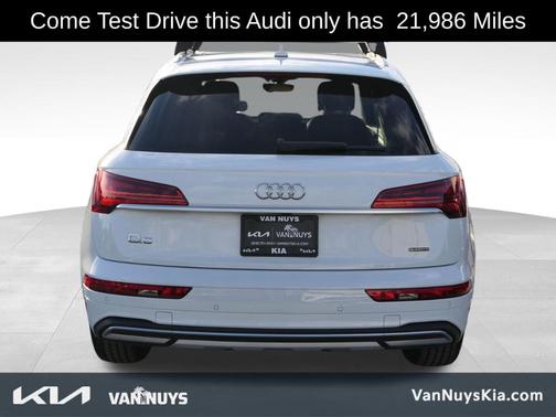 2024 Audi Q5 40 Premium