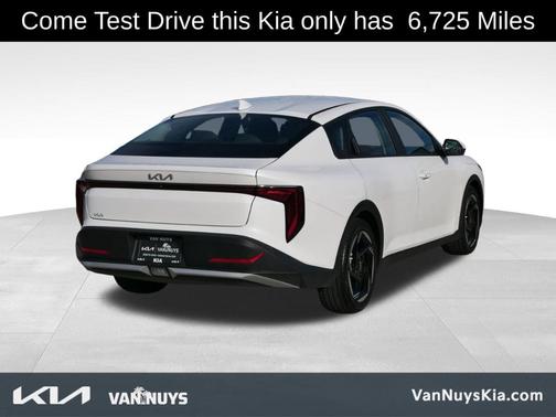 2025 Kia K4 EX