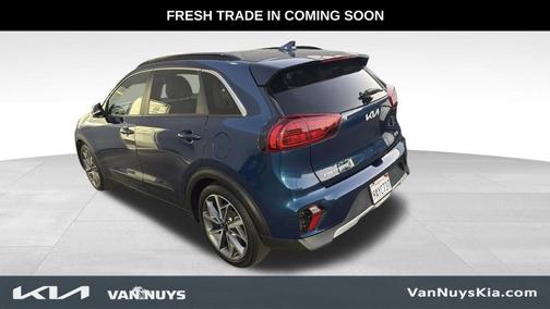 Deep Cerulean 2022 Kia Niro Touring SE