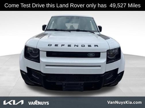 2024 Land Rover Defender P400 X-Dynamic SE