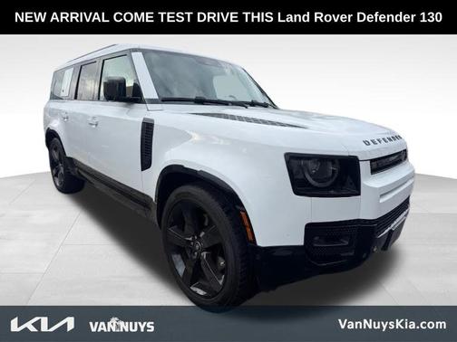 2024 Land Rover Defender P400 X-Dynamic SE