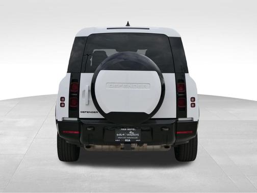 2024 Land Rover Defender P400 X-Dynamic SE