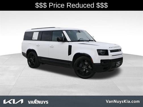 Fuji White 2024 Land Rover Defender 130 P400 X-Dynamic SE