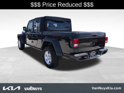 2020 Jeep Gladiator Sport