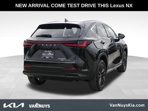 2024 Lexus NX 450h+ Luxury