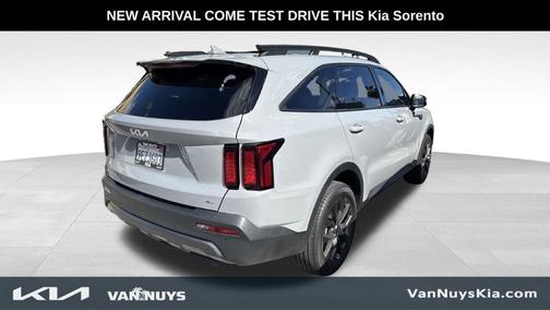 2023 Kia Sorento X-Line EX