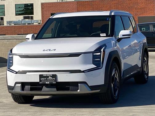 2026 Kia EV9 Wind