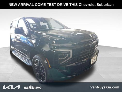 2025 Chevrolet Suburban RST