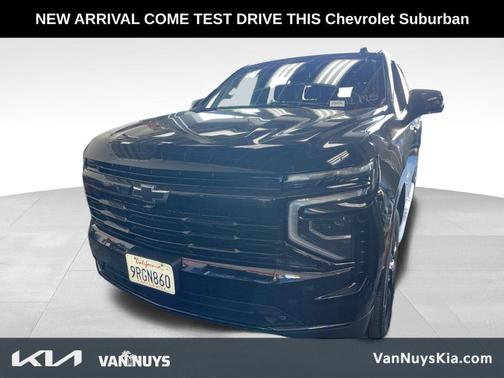 2025 Chevrolet Suburban RST