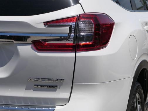 Crystal White Pearl 2023 Subaru Ascent Limited 8-Passenger