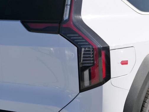 2026 Kia EV9 Light Long Range