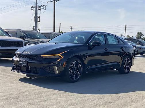 Aurora Black Pearl 2026 Kia K5 GT-Line