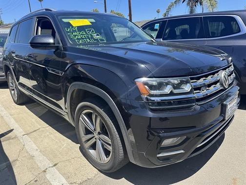 Deep Black Pearl Effect 2018 Volkswagen Atlas 3.6L SE w/Technology