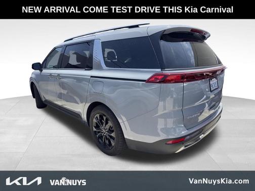 Ceramic White 2024 Kia Carnival SX Prestige