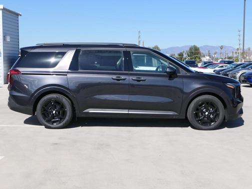 2025 Kia Carnival SX Prestige
