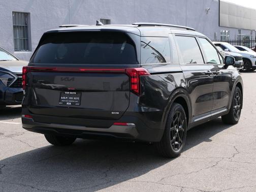 2025 Kia Carnival Hybrid SX