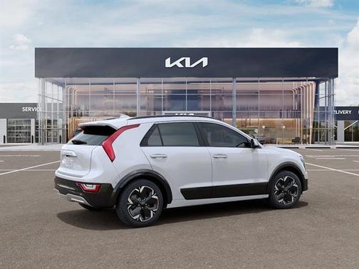 Snow White Pearl 2026 Kia Niro EV Wave