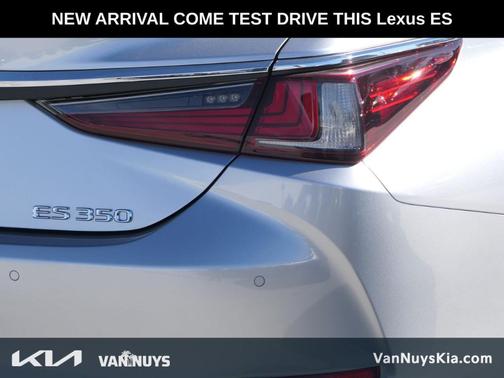 2023 Lexus ES 350 350