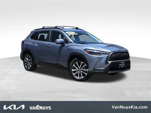 CELESTITE 2023 Toyota Corolla Cross XLE