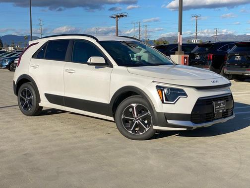 2026 Kia Niro EX
