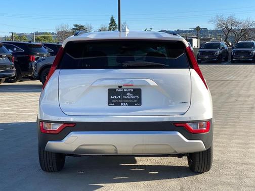 2026 Kia Niro EX