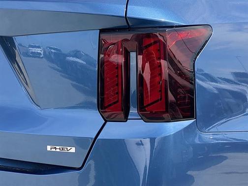 Mineral Blue 2026 Kia Sorento Hybrid EX