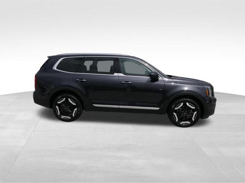 Metal 2025 Kia Telluride S