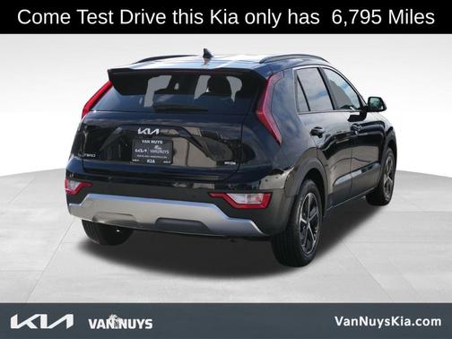 2025 Kia Niro EX