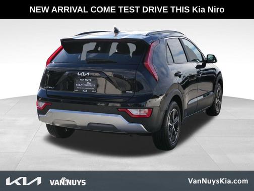 2025 Kia Niro EX