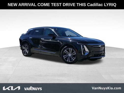 2023 Cadillac LYRIQ Luxury