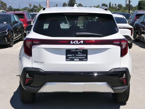 2025 Kia Seltos EX