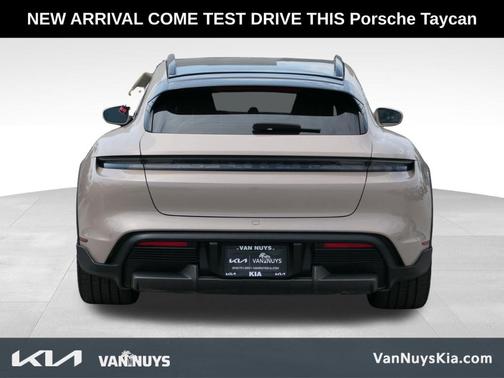 2022 Porsche Taycan Cross Turismo Turbo