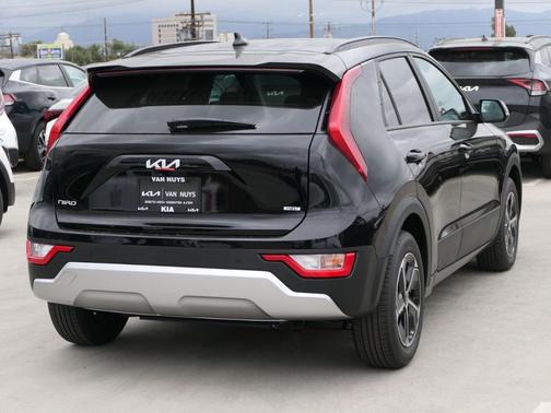 2025 Kia Niro EX