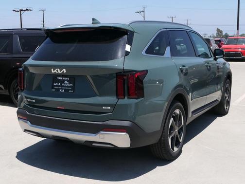 2025 Kia Sorento Hybrid EX