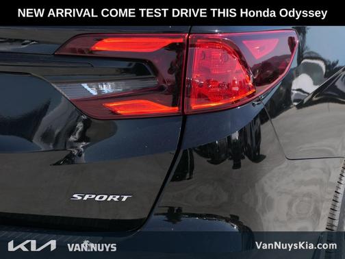 Crystal Black Pearl 2023 Honda Odyssey Sport