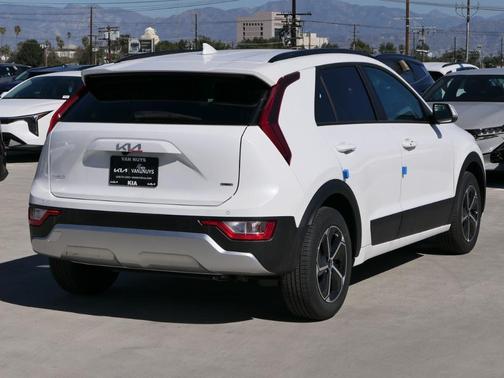 2025 Kia Niro EX