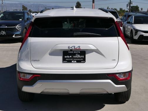 2025 Kia Niro EX